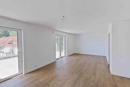 Penthouse-Feeling: Großzügige 2-Zimmer-Wohnung mit Sonnen-Terrasse - Heidenheim Innenstadt