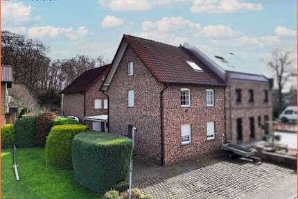 Haus zum Kaufen in Heinsberg Aphoven 339.000,00 € 259 m² - Heinsberg / Aphoven