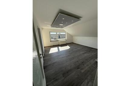 Mietwohnung Kernsaniert 2026 - 950,00&nbsp;EUR Kaltmiete, ca.&nbsp; 67,00&nbsp;m&sup2; in Calw (PLZ: 75365)