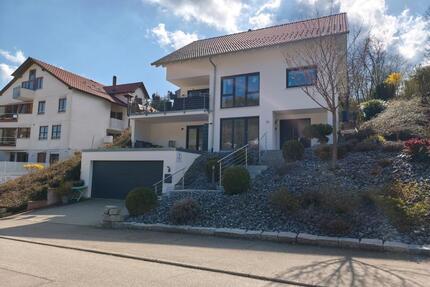 Neuwertiges EFH in ruhiger Sackgassenlage von Albstadt-Ebingen