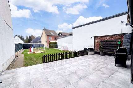 Haus zum Kaufen in Erftstadt 399.000,00 € 250 m²