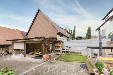 Haus zum Kaufen in Straubenhardt 711.000,00 € 270 m²