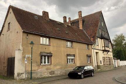 Sanierungsbedürftiges MFH mit Potential - Wanzleben-Börde OT Klein Wanzleben Domersleben