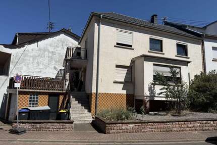 Haus zum Kaufen in Beckingen Düppenweiler 139.000,00 € 112.52 m² - Beckingen / Düppenweiler