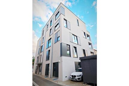 Luxuriöse 3-Zimmer Erdgeschosswohnung mit Garten in Tettnang