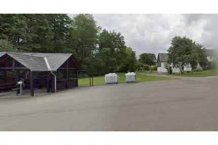 2,5-Zimmer-Wohnung im EG mit BalkonTerrasse und Gartennutzung - Helmenzen