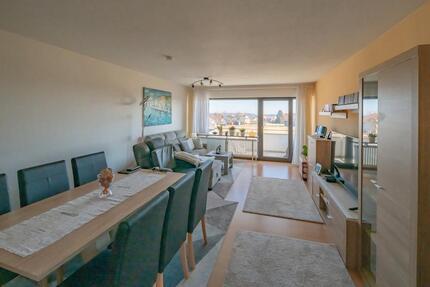 Neu Renoviert: Moderne, sonnige 4 Zimmer Mietwohnung im Erdgeschoss - Mönchweiler