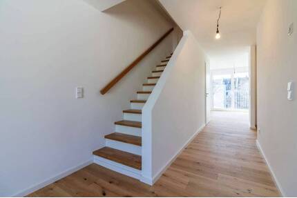 Exklusive DG-Wohnung mit großer Dachterrasse & zusätzlichem Spitzboden! Wielandstraße, 1WE6 - Köln Bayenthal