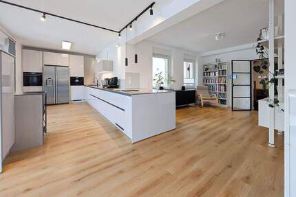 7 Zimmer - Terrasse - Garten - inkl. Küche - Wallbox - Solarthermie - Bochum Gerthe