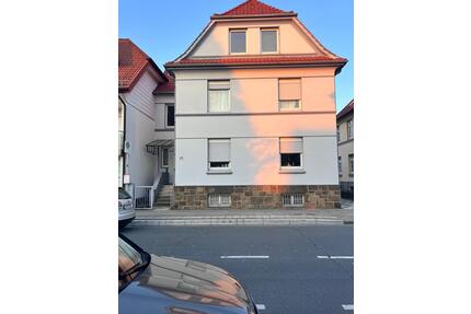 Charmante DG Wohnung in zentraler Lage mit Garten & viel Stauraum