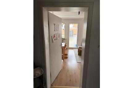TU-Nähe mit Balkon - 995,00&nbsp;EUR Kaltmiete, ca.&nbsp; 85,00&nbsp;m&sup2; in Braunschweig (PLZ: 38106) Nordstadt