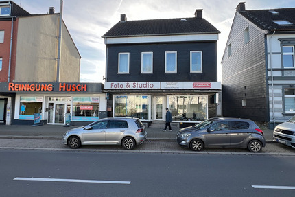 Investorenobjekt mit 3 Wohnungen, 2 Ladenlokalen und Erweiterungsmöglichkeiten - Velbert Mitte