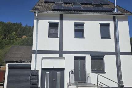Haus zum Kaufen in Schleiden 290.000,00 € 190 m²
