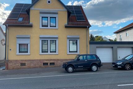 Sanierte 4-Zimmer-Wohnung mit Garten und PV-Strom in Homburg