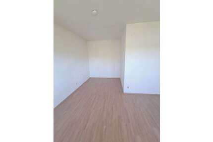 Wohnung zum Mieten in Coburg 340,00 € 29.24 m²
