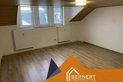 Erstbezug nach Sanierung Besichtigung am 03.12 von 10-14 Uhr - Oelsnitz/Vogtl.