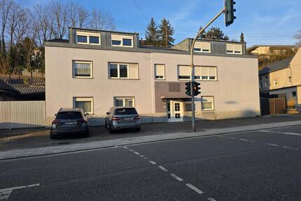 Wohnung * ETW im EG mit PKW -Stellplatz * - Saarbrücken Brebach-Fechingen