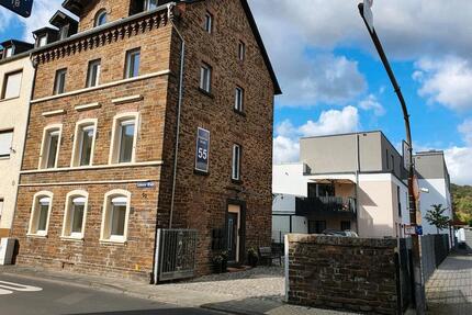 KOBLENZ-Moselweiß, Hübsche Erdgeschosswohnung mit EBK und Stellpl