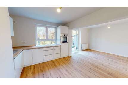 Wohnung zum Kaufen in Schwarzenbek 259.500,00 € 81.63 m²