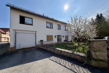 Haus zum Kaufen in Neustadt bei Coburg 255.000,00 € 217 m²