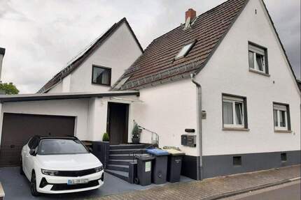 Charmantes freistehendes Ein(Mehr)familienhaus in Raunheim