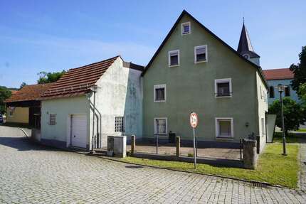 Haus zum Kaufen in Hirschbach Eschenfelden 260.000,00 € 160 m² - Hirschbach / Eschenfelden