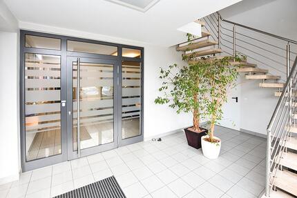 Peine: Moderne Büroetage mit Parkplätzen und Teeküche!