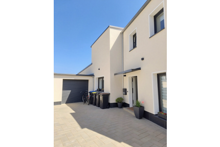 Haus zum Kaufen in Bergheim - Glessen 669.000,00 € 142 m²