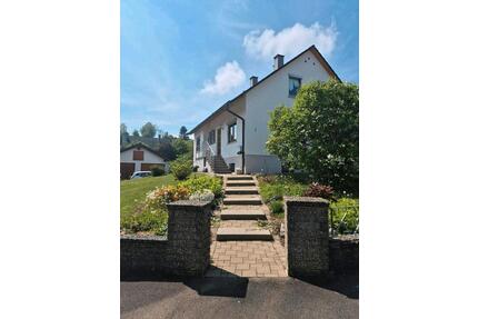 Einfamilienhaus in Top Lage ! - 399.000,00&nbsp;EUR Kaufpreis, ca.&nbsp; 128,00&nbsp;m&sup2; in Haigerloch (PLZ: 72401)