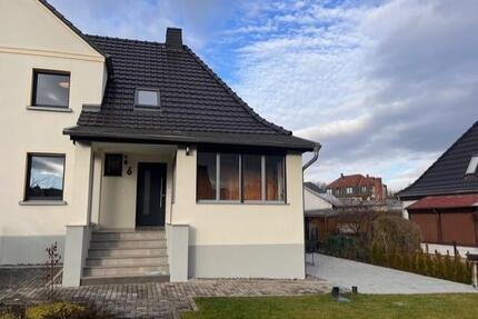 hochwertig, saniertes EFH zur Miete (Erstbezug) mit 0,15 €kwh Stromkosten durch Mieterstrommodell - Zwickau