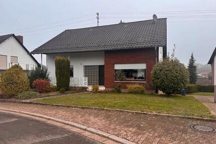 Mietwohnung in Düppenweiler - 900,00&nbsp;EUR Kaltmiete, ca.&nbsp; 100,00&nbsp;m&sup2; in Beckingen (PLZ: 66701)