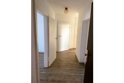 2-RAUM WOHNUNG IN MARKRANSTÄDT - 478,00&nbsp;EUR Kaltmiete, ca.&nbsp; 58,00&nbsp;m&sup2; in Markranstädt (PLZ: 04420)