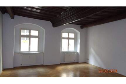 2-Zimmer-Wohnung mit Balkon - 420,00&nbsp;EUR Kaltmiete, ca.&nbsp; 64,40&nbsp;m&sup2;&nbsp;Wohnfl&auml;che in Naumburg (Saale) (PLZ: 06618)