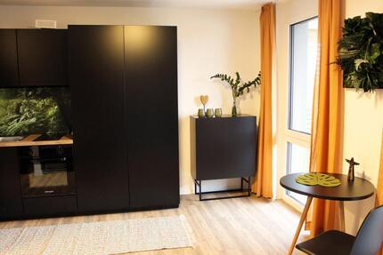 Möblierte Wohnung - Typ: Komfort L mit Balkon - NUR für 1 Person! - Berlin Neukölln