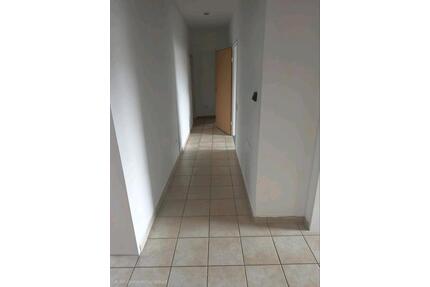 3 zkb Wohnung in Bad Kreuznach - 1.275,00&nbsp;EUR Kaltmiete, ca.&nbsp; 90,00&nbsp;m&sup2; in Bad Kreuznach (PLZ: 55543) Bad Münster am Stein-Ebernburg