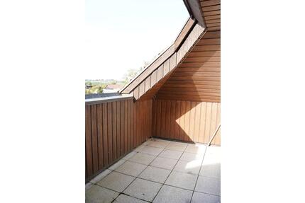 Ländliche 1 Raum Wohnung mit Loggia - Wilkau-Haßlau