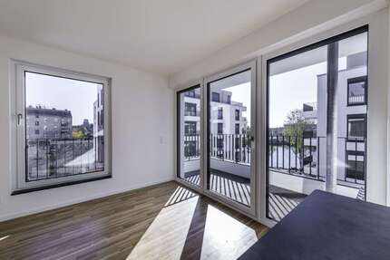 Wohnung zum Mieten in Berlin 1.405,67 € 66.57 m²