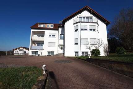 Wohnung zum Kaufen in Zweibrücken 220.000,00 € 141 m²