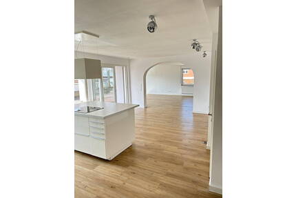 Moderne 3-Zimmer Wohnung - 1.120,00&nbsp;EUR Kaltmiete, ca.&nbsp; 154,00&nbsp;m&sup2;&nbsp;Wohnfl&auml;che in Delligsen (PLZ: 31073)
