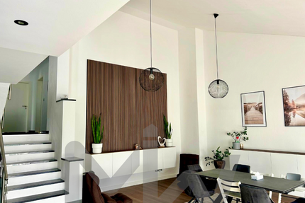 Haus zum Kaufen in Schönenberg-Kübelberg 690.000,00 € 282 m²