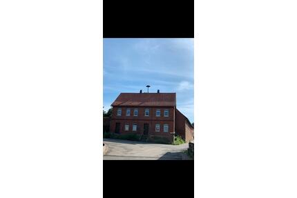 Haus zu verkaufen - 220.000,00&nbsp;EUR Kaufpreis, ca.&nbsp; 333,00&nbsp;m&sup2; in Coppenbrügge (PLZ: 31863)