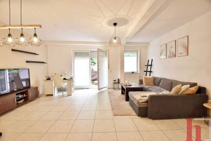 Charmante 2-Zimmer-Wohnung mit Balkon in zentraler Lage von Steinfeld