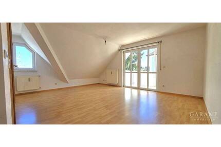 Attraktive 2 Zimmer-Dachgeschoss-Wohnung in bester zentraler Lage von Kempten - Kempten (Allgäu)