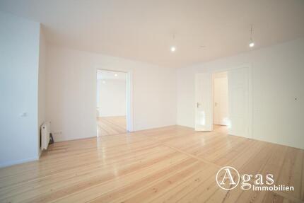 Großzügige 3-Zimmer-Altbauwohnung mit hohen Decken und einem hellen Wintergarten - Eberswalde