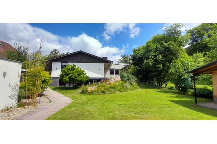BUNGALOW IN SCHÖNER RUHIGER LAGE IN STEGAURACH