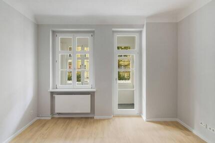 Wohnkomfort mit Loggia & Balkon: Moderne 3-Zi.-Whg. nahe S-Bhf Schöneweide - Berlin Tempelhof-Schöneberg