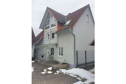 Haus zum Mieten in Oberbessenbach 1.330,00 € 140 m²