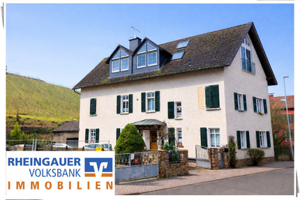 * Johannisberg: Große 5-Raum-Wohnung im Dachgeschoss eines Dreiparteienhauses* - Geisenheim