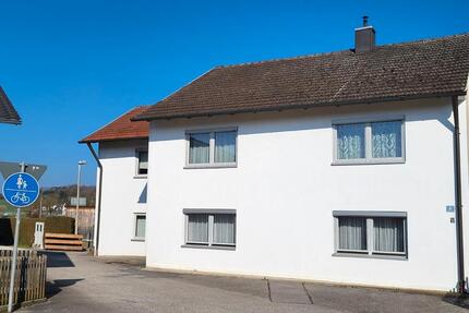 Zentrum Grundstück mit Wohnhaus in 84095 Furth Hauptstraße 4