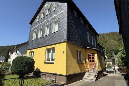 Modernisiertes Wohnhaus mit historischem Charme und idyllischem Garten - Raum für Familie, Hobby und Ideen - Unterweißbach